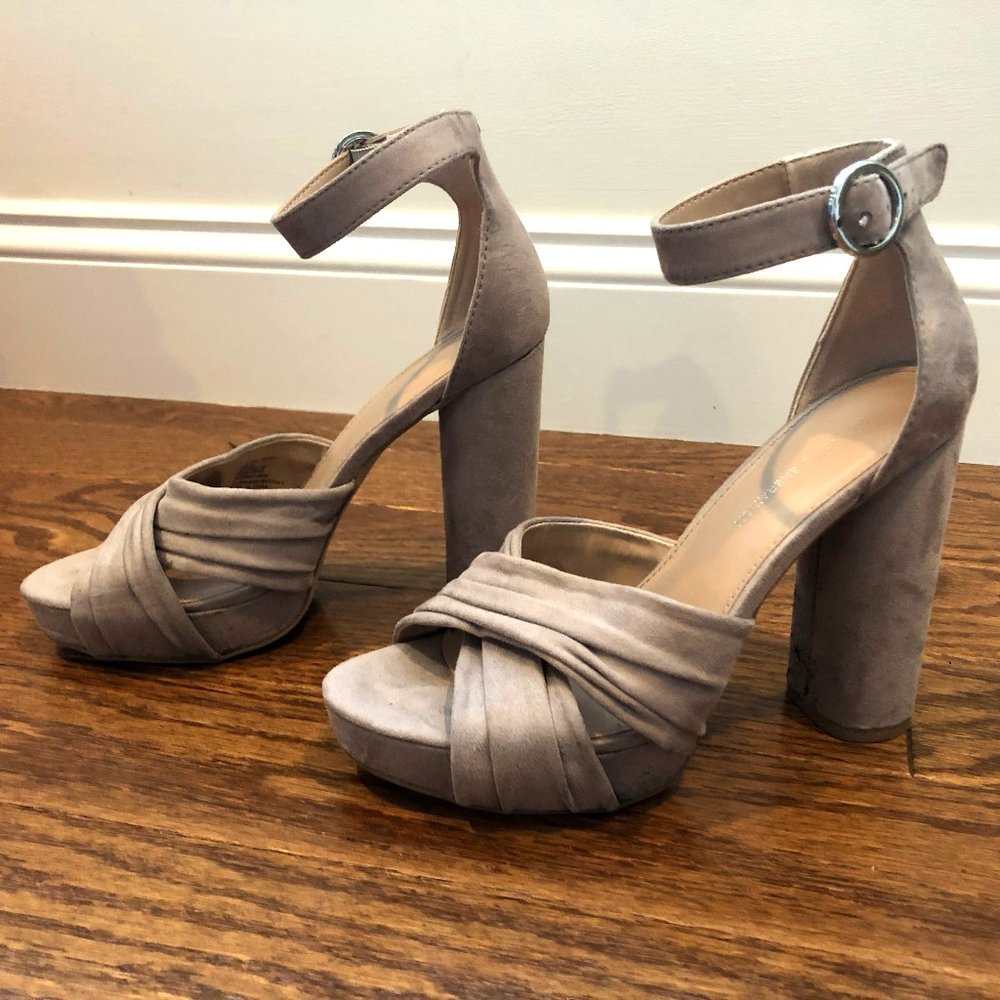 BCBG Generation - Flora Microsuede Platform SZ6